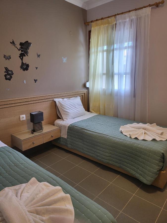 Roumeliotis House Apartment Karpathos Town  Exterior photo