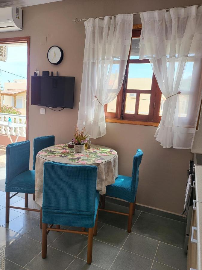 Roumeliotis House Apartment Karpathos Town  Exterior photo